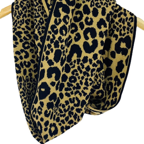 Michael Kors Leopard Print Knit Infinity Scarf in Dark Camel Black - Picture 2 of 6